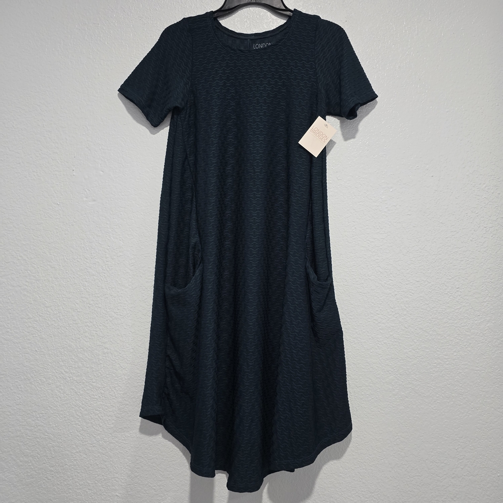 LONDON BRIDGES. Emerald Color Women's Dress Size XS